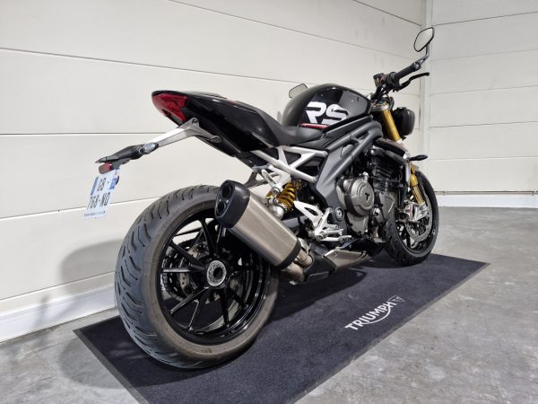 TRIUMPH SPEED TRIPLE 1200 RS – Image 3