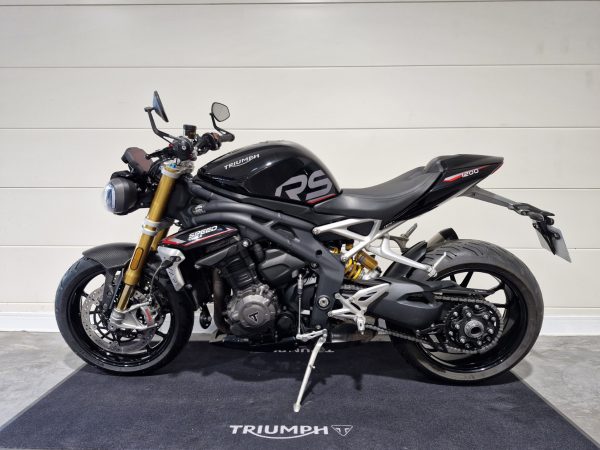 TRIUMPH SPEED TRIPLE 1200 RS – Image 2