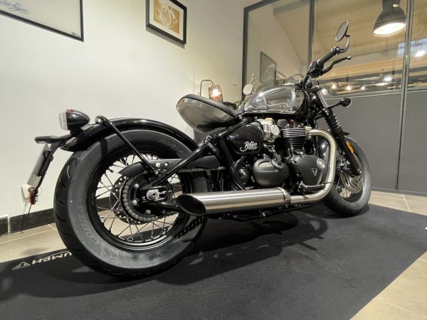 TRIUMPH BONNEVILLE BOBBER 1200 CHROME EDITION – Image 2