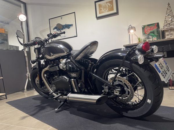 TRIUMPH BONNEVILLE BOBBER 1200 CHROME EDITION – Image 4