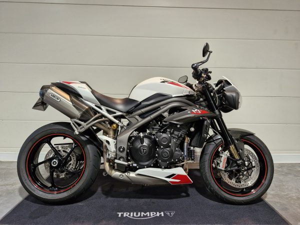 TRIUMPH SPEED TRIPLE 1050 RS