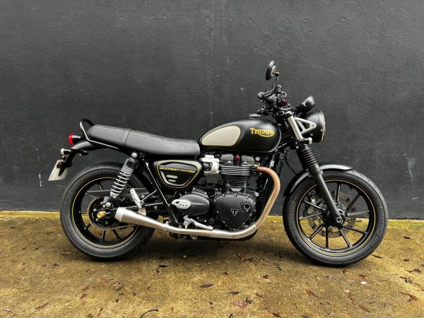 TRIUMPH STREET TWIN  900 GOLDLINE - ELIGIBLE A2 – Image 2