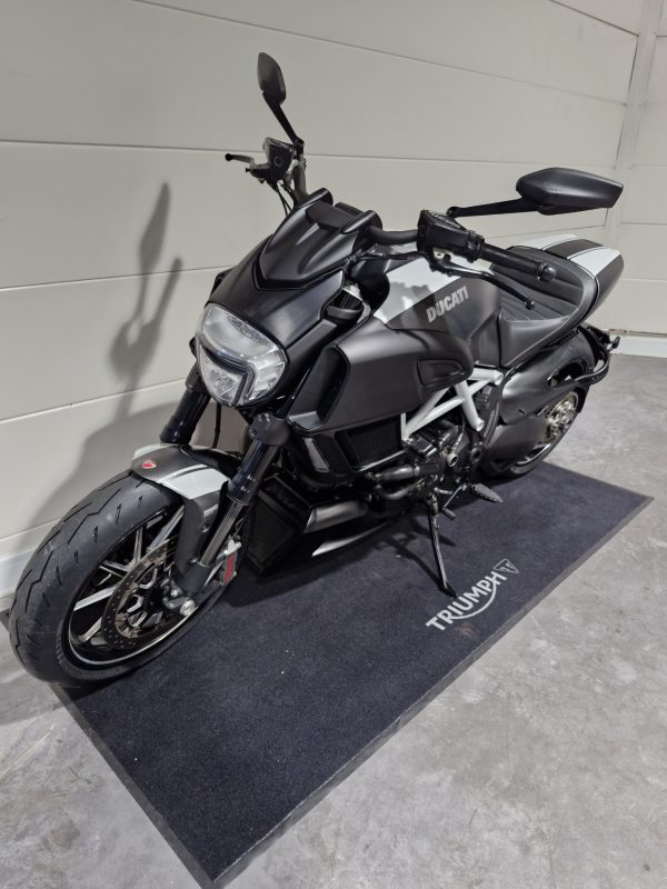 DUCATI DIAVEL CARBON – Image 4