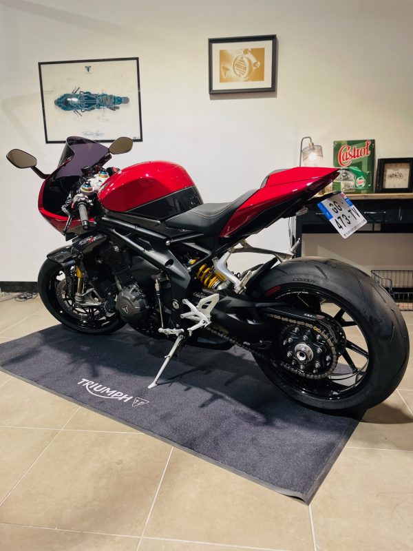 TRIUMPH SPEED TRIPLE 1200 RR – Image 3