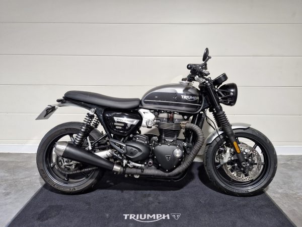 TRIUMPH SPEED TWIN 1200