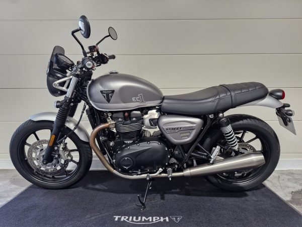 TRIUMPH STREET TWIN 900 EC1 Edition – Image 2