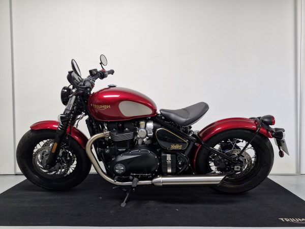 TRIUMPH Bonneville Bobber 1200 GOLD LINE EDITION
