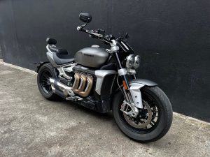TRIUMPH ROCKET 3 R