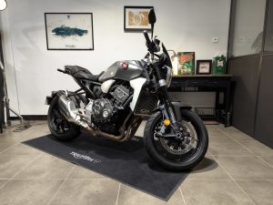 HONDA CB 1000 R