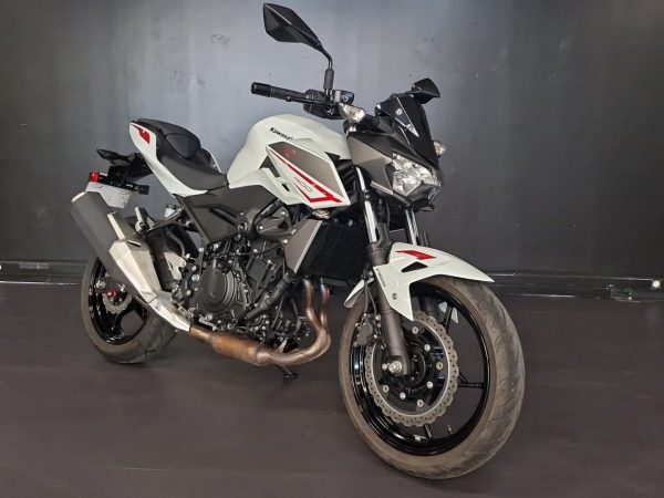 KAWASAKI Z 400 A2 – Image 3