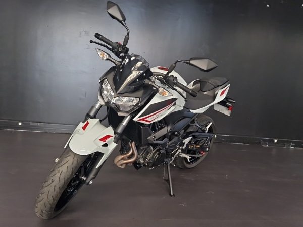 KAWASAKI Z 400 A2 – Image 4