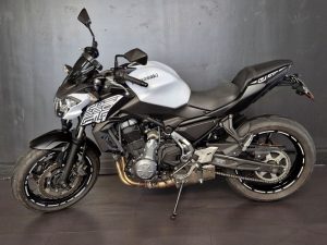KAWASAKI Z650 ( COMPATIBLE A2 )