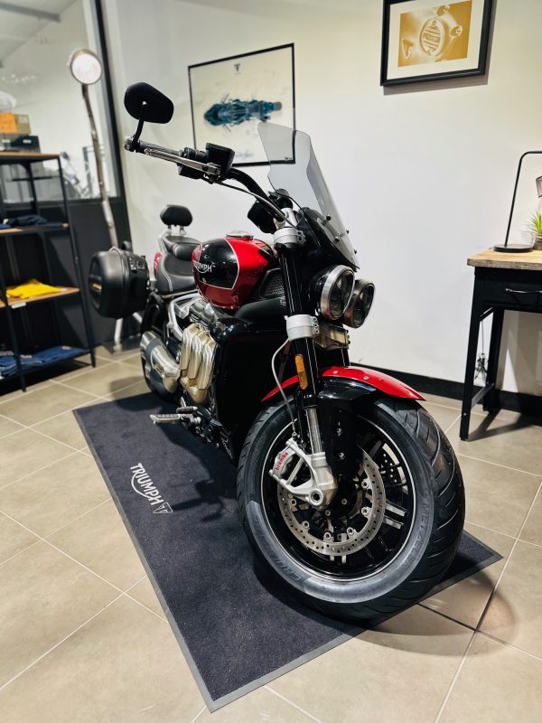 TRIUMPH ROCKET 3 GT