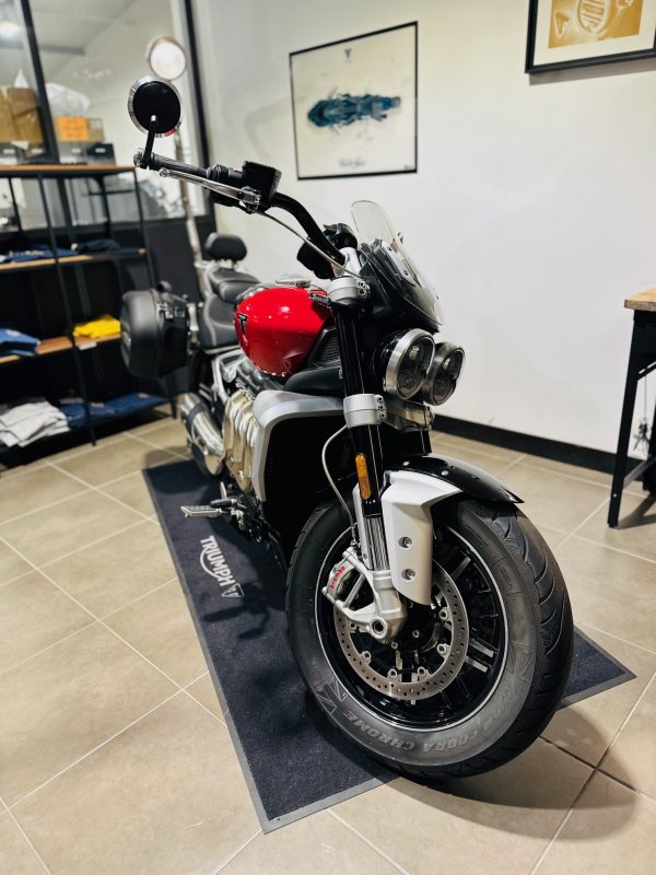 TRIUMPH ROCKET 3 GT