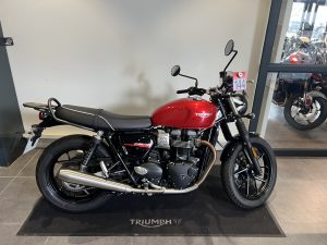 TRIUMPH STREET TWIN  900 ( Bridable A2)