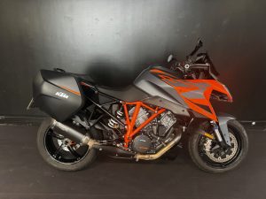 KTM 1290 SUPER DUKE GT