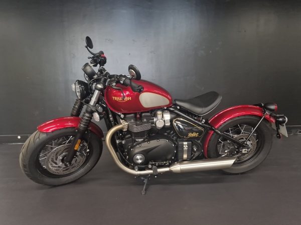 TRIUMPH BOBBER 1200 GOLD LINE Edition
