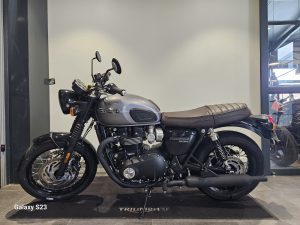 TRIUMPH Bonneville T120 Black