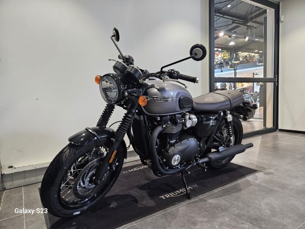 TRIUMPH Bonneville T120 Black – Image 4