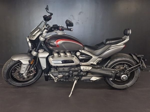 TRIUMPH ROCKET 3 GT
