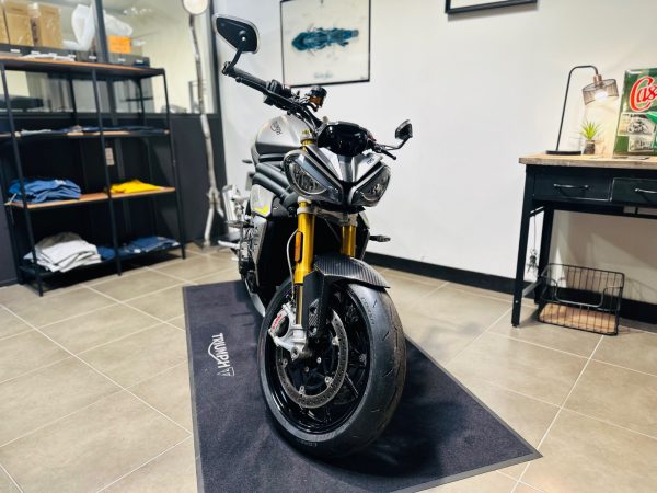 TRIUMPH SPEED TRIPLE 1200 RS – Image 2