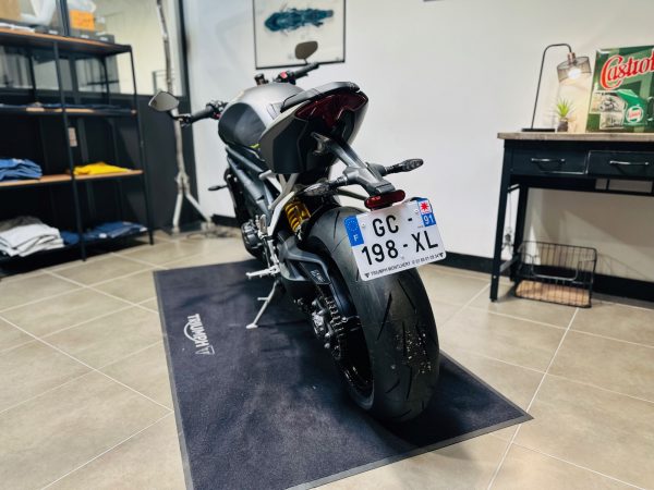 TRIUMPH SPEED TRIPLE 1200 RS – Image 4