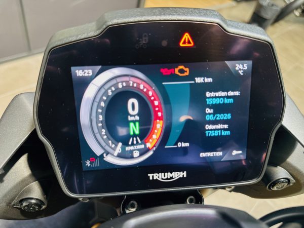 TRIUMPH SPEED TRIPLE 1200 RS – Image 5