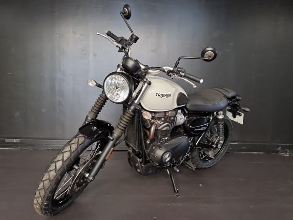 TRIUMPH STREET SCRAMBLER  900 – Image 3