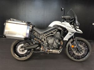 TRIUMPH TIGER 800 XCA ( compatible A2 )