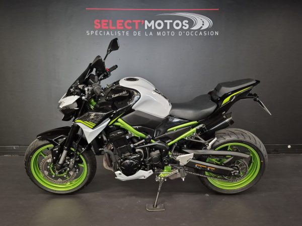 KAWASAKI Z 900 – Image 3