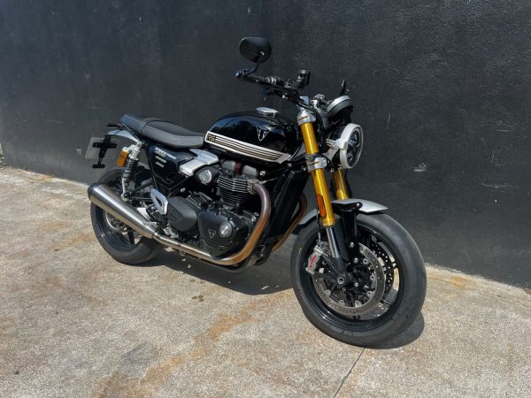 TRIUMPH SPEED TWIN 1200 RS