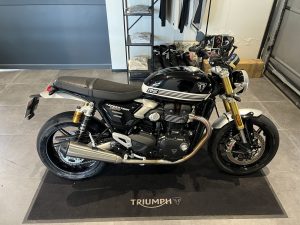 TRIUMPH SPEED TWIN 1200 RS