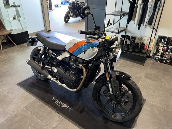 TRIUMPH SPEED TWIN 900 – Image 4