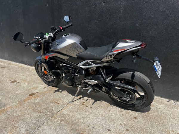 TRIUMPH STREET TRIPLE 765 RS – Image 4