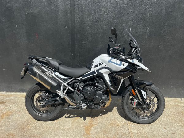 TRIUMPH Tiger 900 GT PRO - Non éligible A2 – Image 2