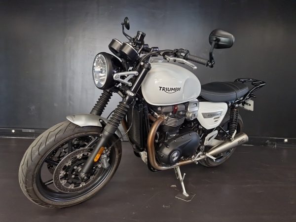 TRIUMPH SPEED TWIN 1200 – Image 3