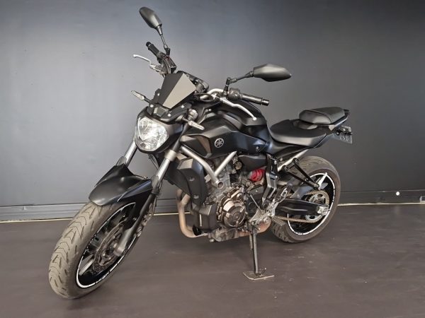 YAMAHA MT-07 A2 – Image 3