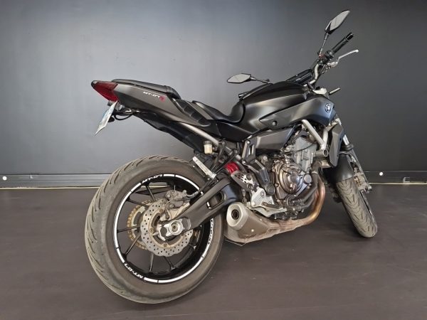 YAMAHA MT-07 A2 – Image 4