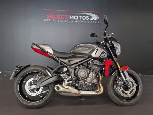 TRIUMPH TRIDENT 660