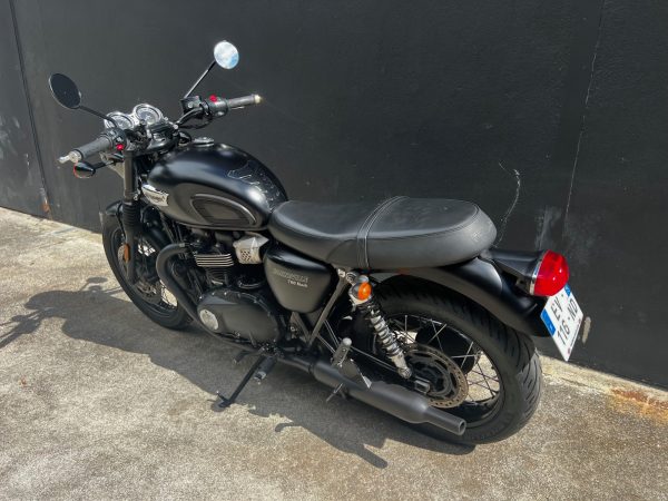TRIUMPH Bonneville T100 - A2 – Image 4