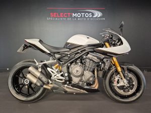 TRIUMPH SPEED TRIPLE 1200 RR