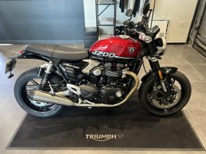 TRIUMPH SPEED TWIN 1200