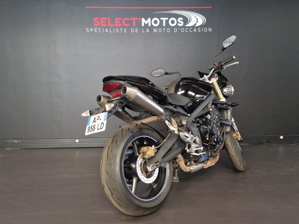TRIUMPH STREET TRIPLE 675 – Image 4