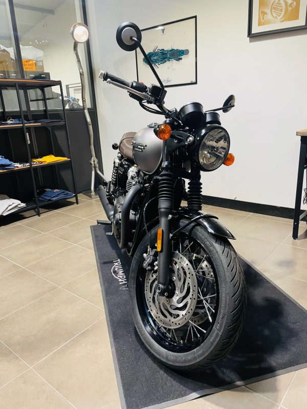 TRIUMPH Bonneville T120 Black – Image 2