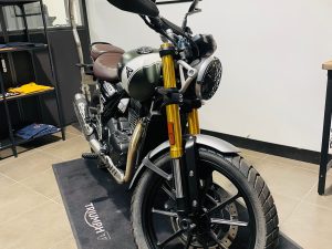 TRIUMPH Scrambler 400 X