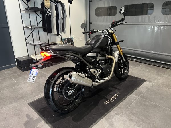 TRIUMPH SPEED 400 – Image 3