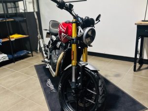 TRIUMPH SPEED 400