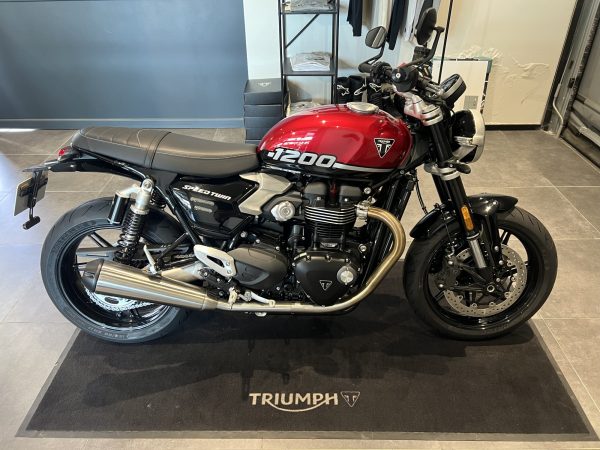 TRIUMPH SPEED TWIN 1200