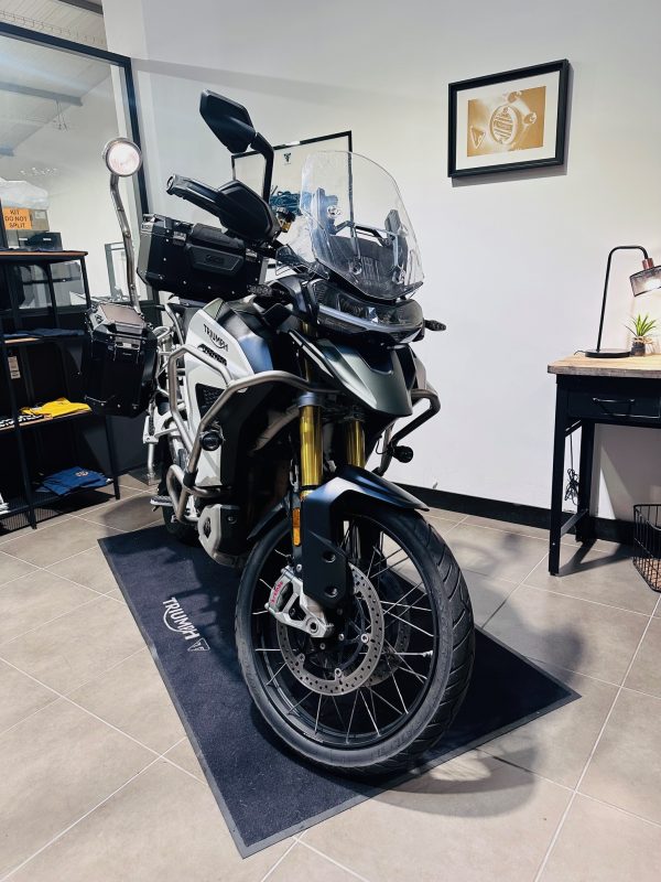 TRIUMPH TIGER 1200 RALLY EXPLORER – Image 2