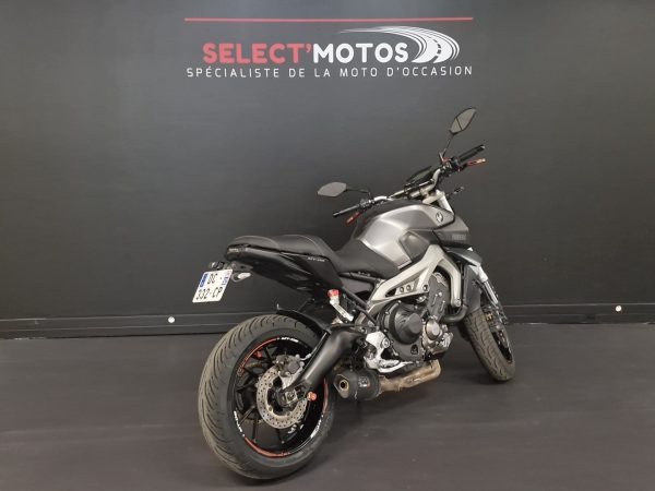 YAMAHA MT-09 – Image 4